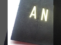 Outdoor Men Clothing Reflective PU Leather Patches High Frequency 縫製ライン