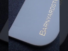 パーソナライズド レザーパッチ オーダーメイド 凸版ジーンズ レザーパッチ ラベル 服