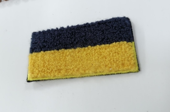 熱伝達衣服のためのカスタマイズされたタオルの刺繍パッチの洗濯できるラベル