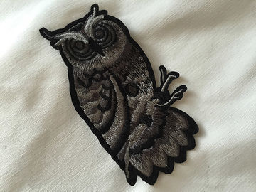 最も最近の衣類のための手細工の漫画のPattenの習慣によって刺繍されるパッチ