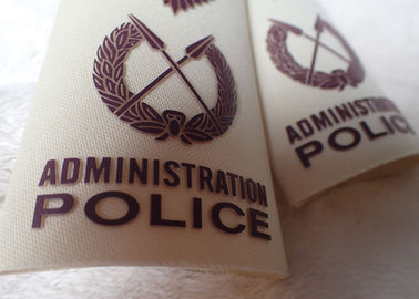 高密度スクリーンによって印刷される衣類は警察の肩パッチを分類します