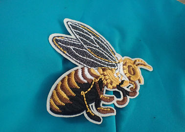 編まれた注文の衣類パッチは、ピンクの美しいバンド赤ん坊の衣類のためのパッチを刺繍しました