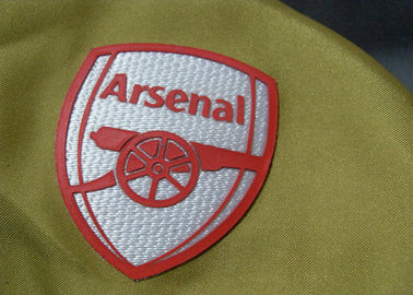 サッカー チームのためのTatamiの物質的な衣類のブランドによって浮彫りにされるパッチ