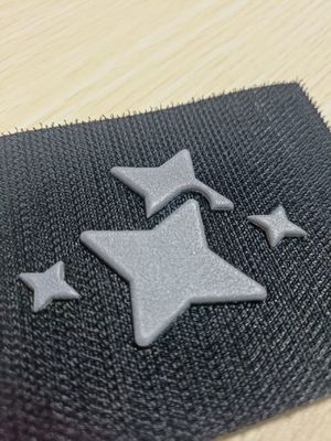 工場鉄 オーダーメイド 3D TPU バッジ 衣料品用の TPU パッチ オーダーメイド ラベル