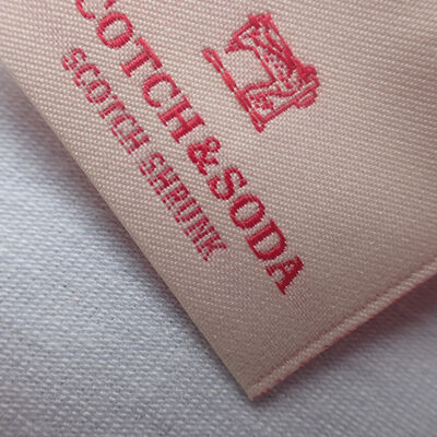 衣類刺繍バッジ ファッションデザイン 衣類 耐久性のあるカラー織布 衣類パッチ