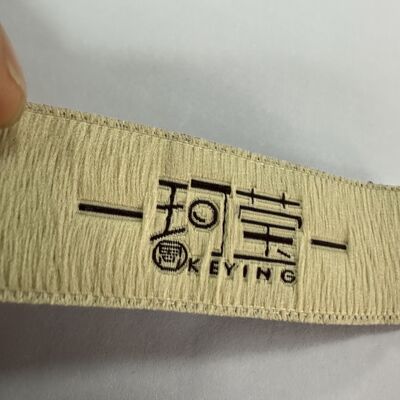 Custom Fabric Woven Labels for Garments, High-Quality Clothing Tags, Personalized Fashion Brand Labels