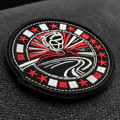 カスタム刺繍パッチ 熱伝達 3D 洗える環境に優しい認定素材 スキーウェアやスポーツウェアに最適