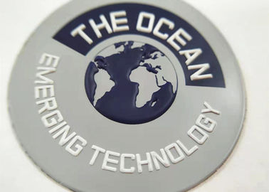 円形の注文のゴム製パッチTPUは熱い溶解の熱伝達のステッカーの3D鉄を浮彫りにしました