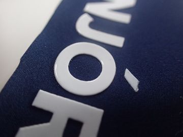 荷物のための注文のロゴのケイ素の熱伝達の衣類のラベル