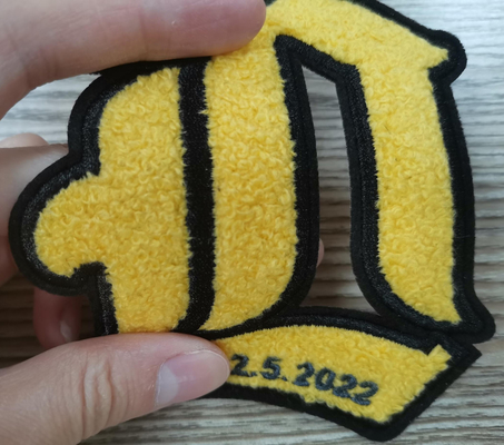 衣服タオルの刺繍パッチの縁の熱伝達のラベル