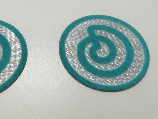 カスタム印刷 フローグ 熱転送印刷 布のラベル ヴィニール 服装 服装のための3D印刷
