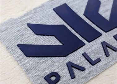 熱伝達のシリコーンのラベル、衣服のための浮彫りにされたロゴ ポリ塩化ビニール ゴム製パッチ